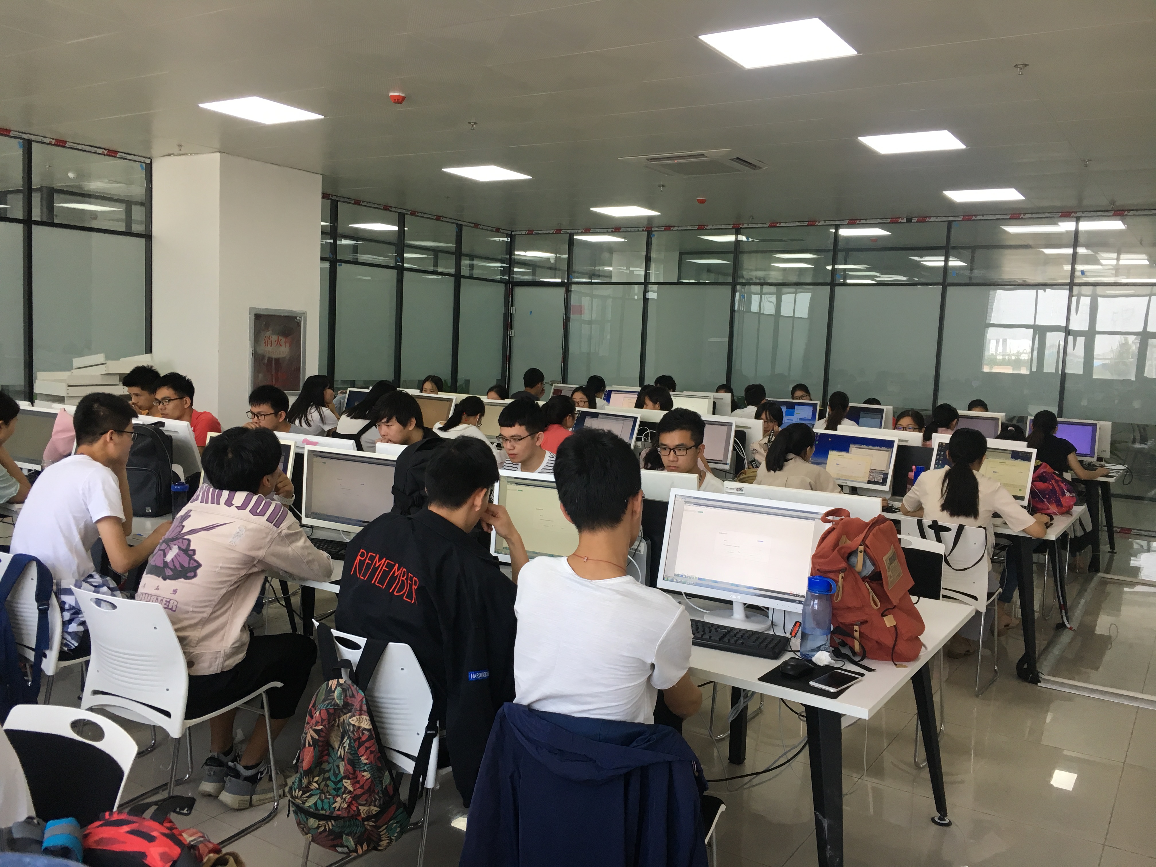 智游实训配图(物联网、软工).jpg